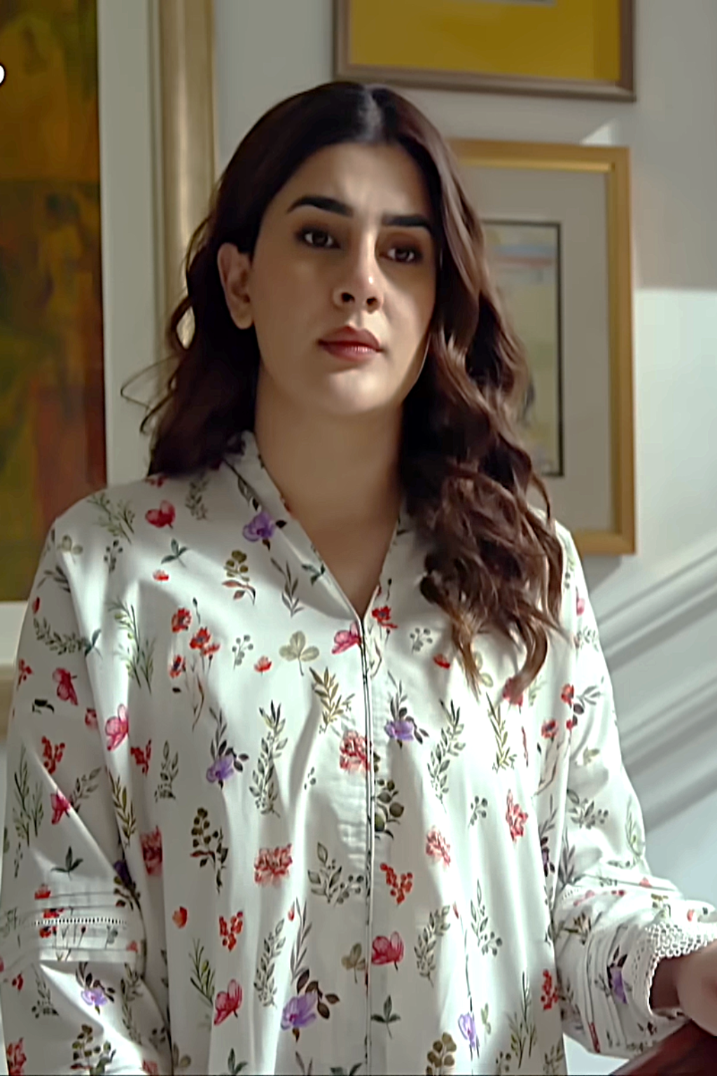 Snowbloom-2PC (Kubra Khan)