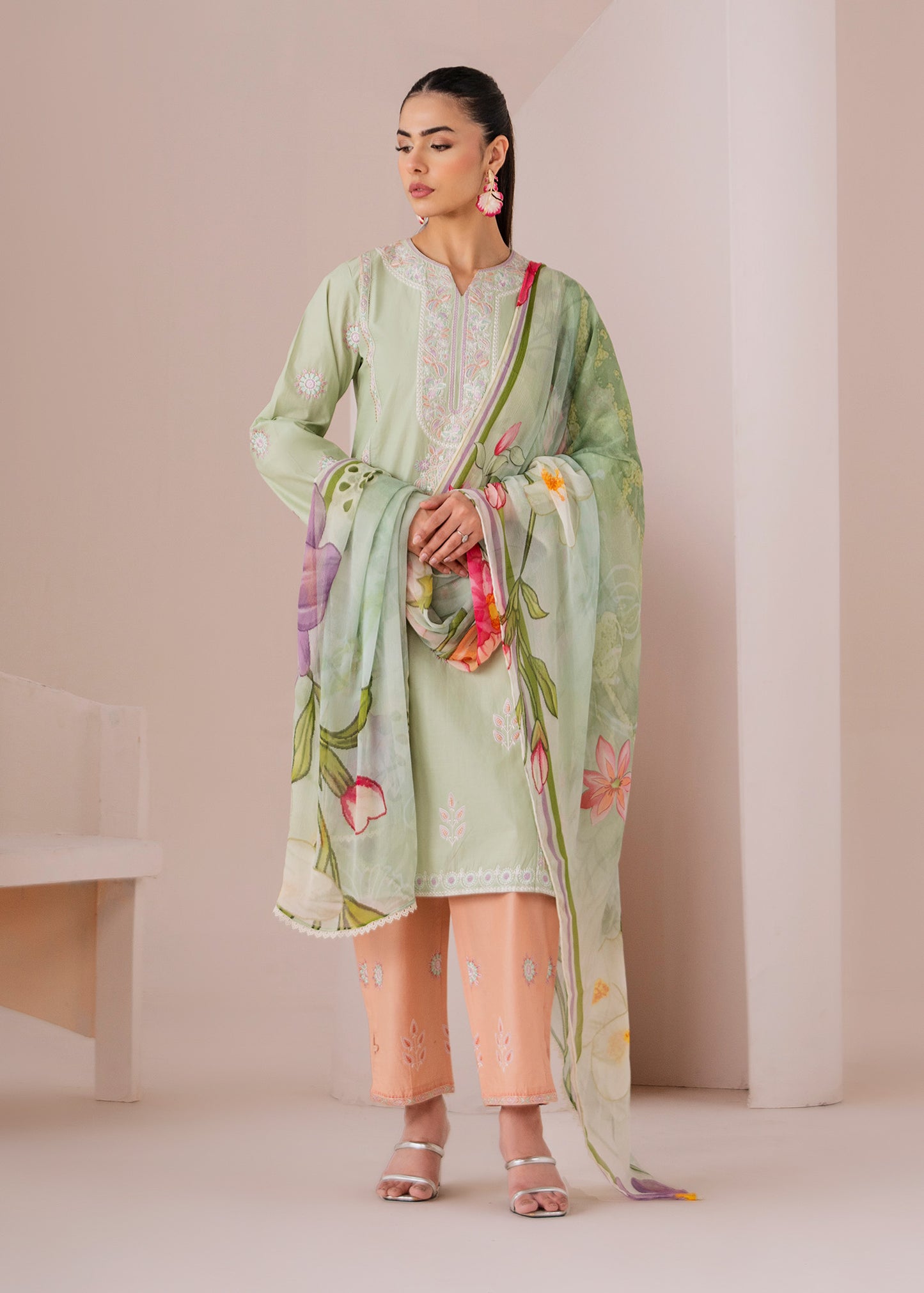 3pc Emb Cotton Lawn 07