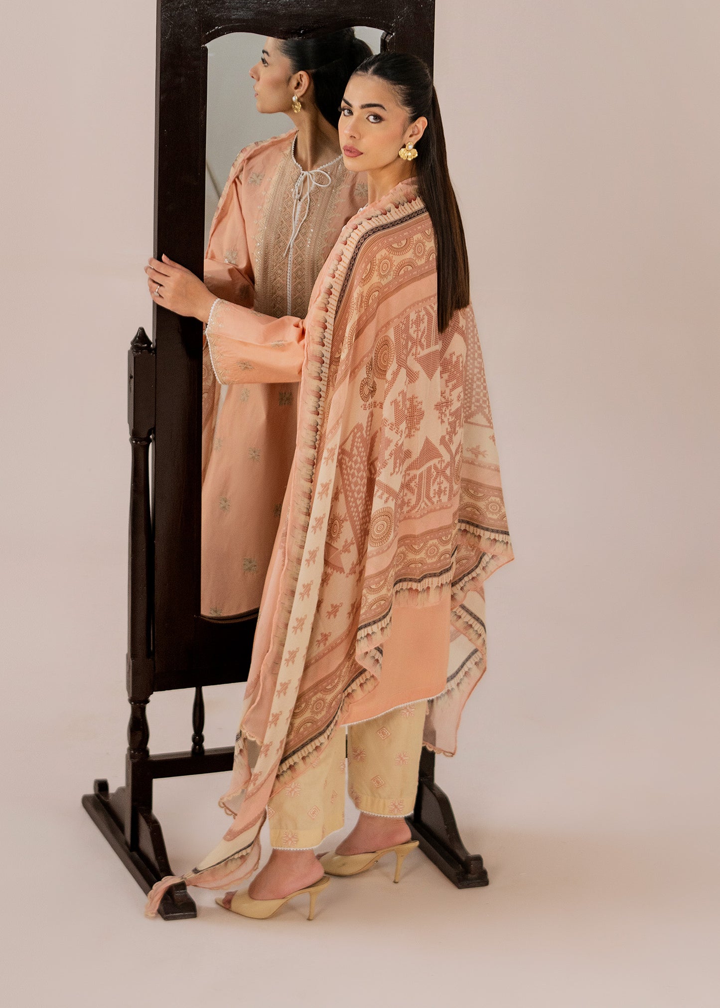 3pc Emb Cotton Lawn 06