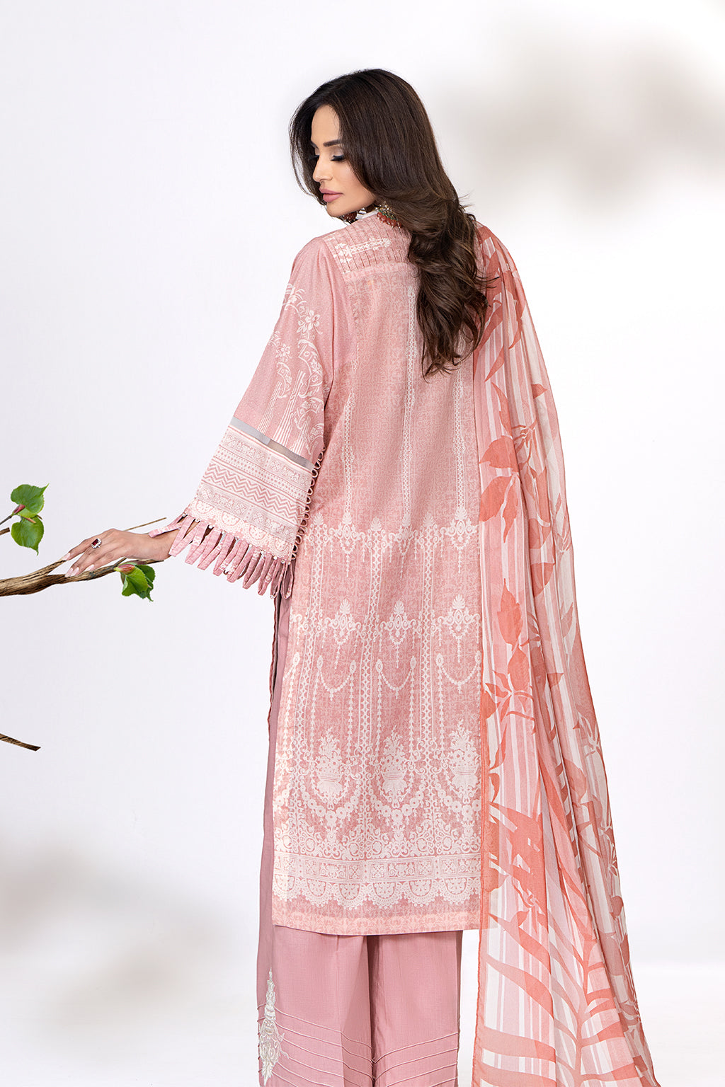 TEA ROSE (luxury lawn)-3PC-UNSTITCHED