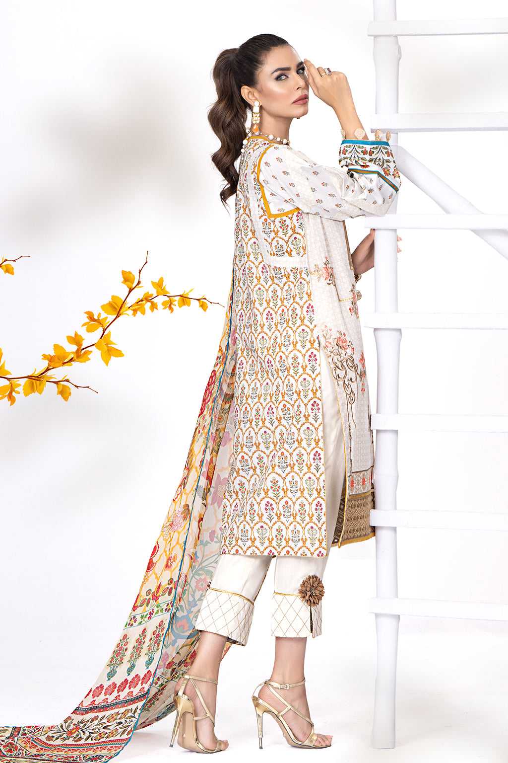 BAROQUE (Luxury Lawn)-3Pc-Unstitched